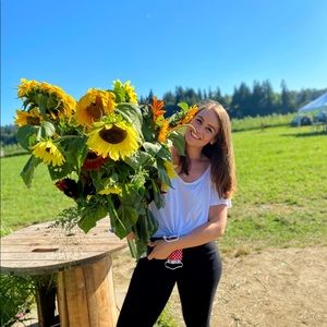 Meet your Posher, Shea